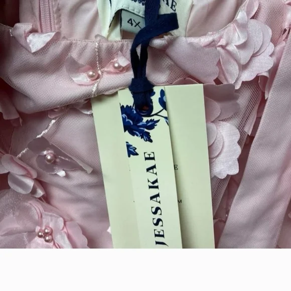 JessaKae Pink Floral Dress - Picture 4 of 6